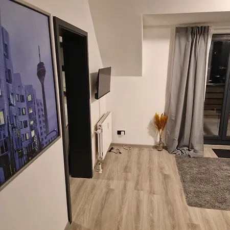 Apartment Schicke Und Moderne Unterkunft Naehe Messe Dusseldorf