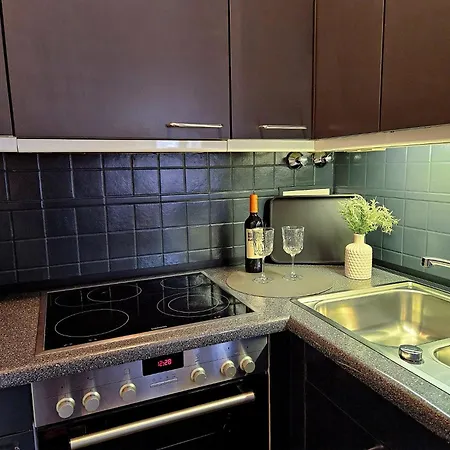 Schicke Und Moderne Unterkunft Naehe Messe Apartment